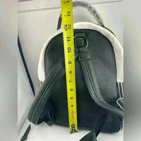 Loungefly Disney Nightmare Before Christmas Jack Skellington with wallet - Picture 10 of 10